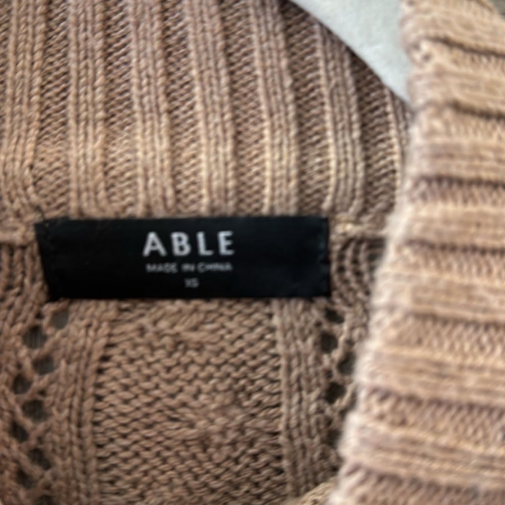 ABLE Ruth Cable Knit Cropped Cardigan Size X Small - Picture 6 of 9